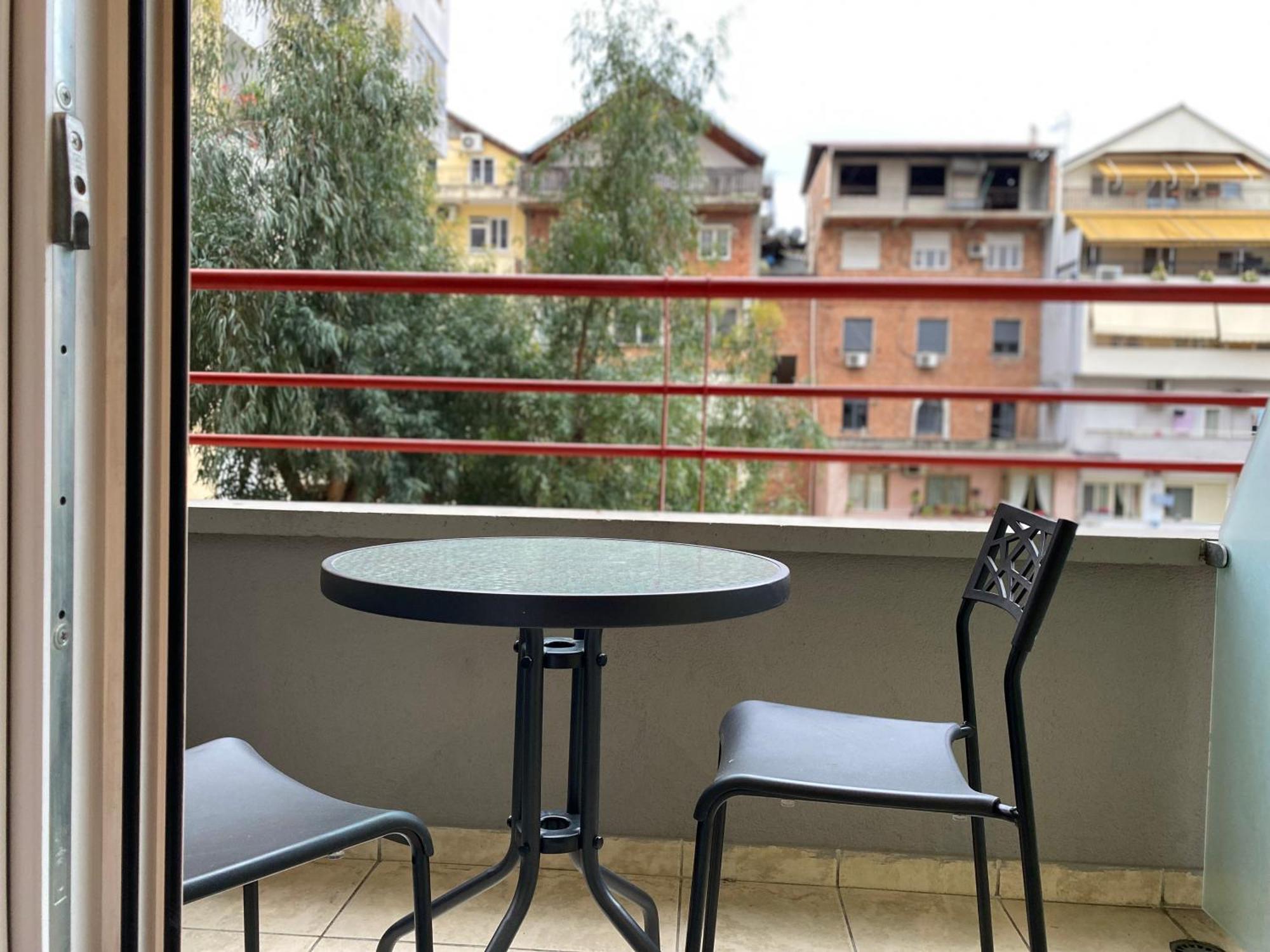 Retreat Apartments Tiranë Luaran gambar