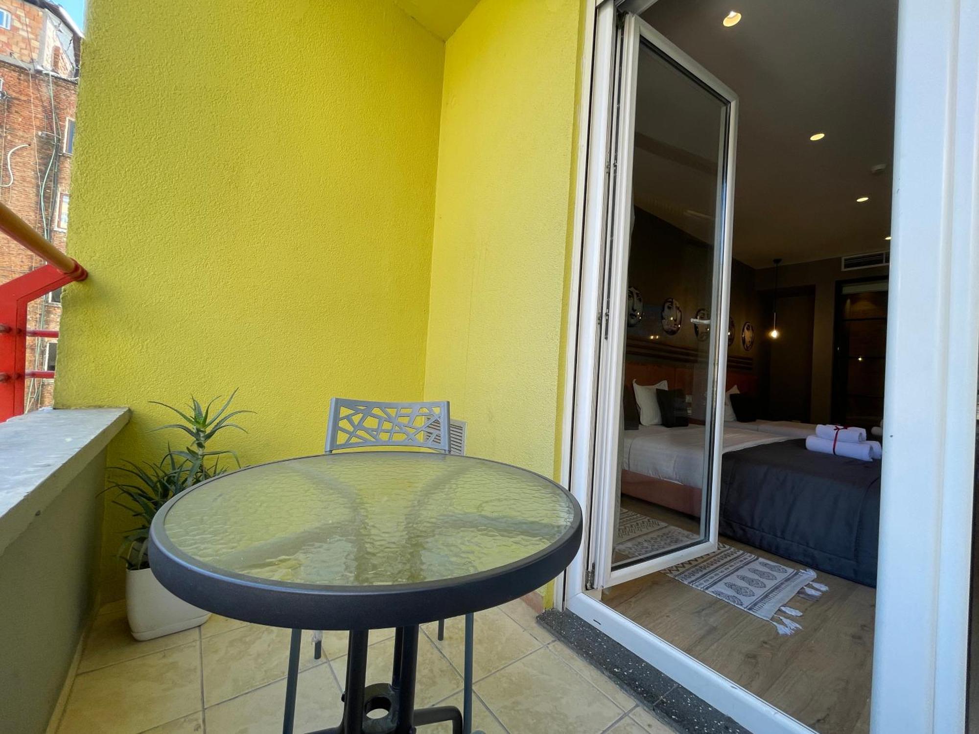 Retreat Apartments Tiranë Luaran gambar