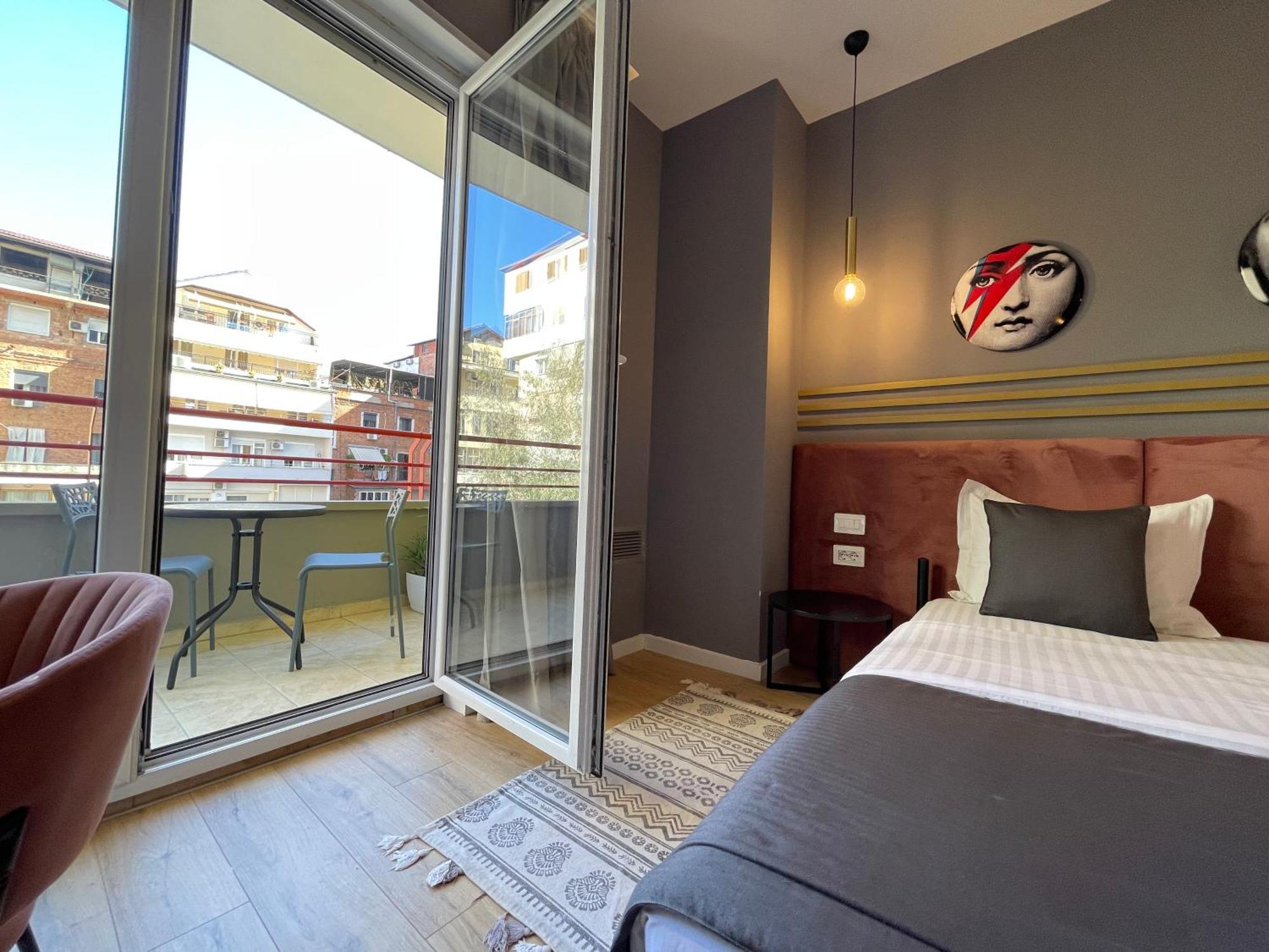Retreat Apartments Tiranë Luaran gambar